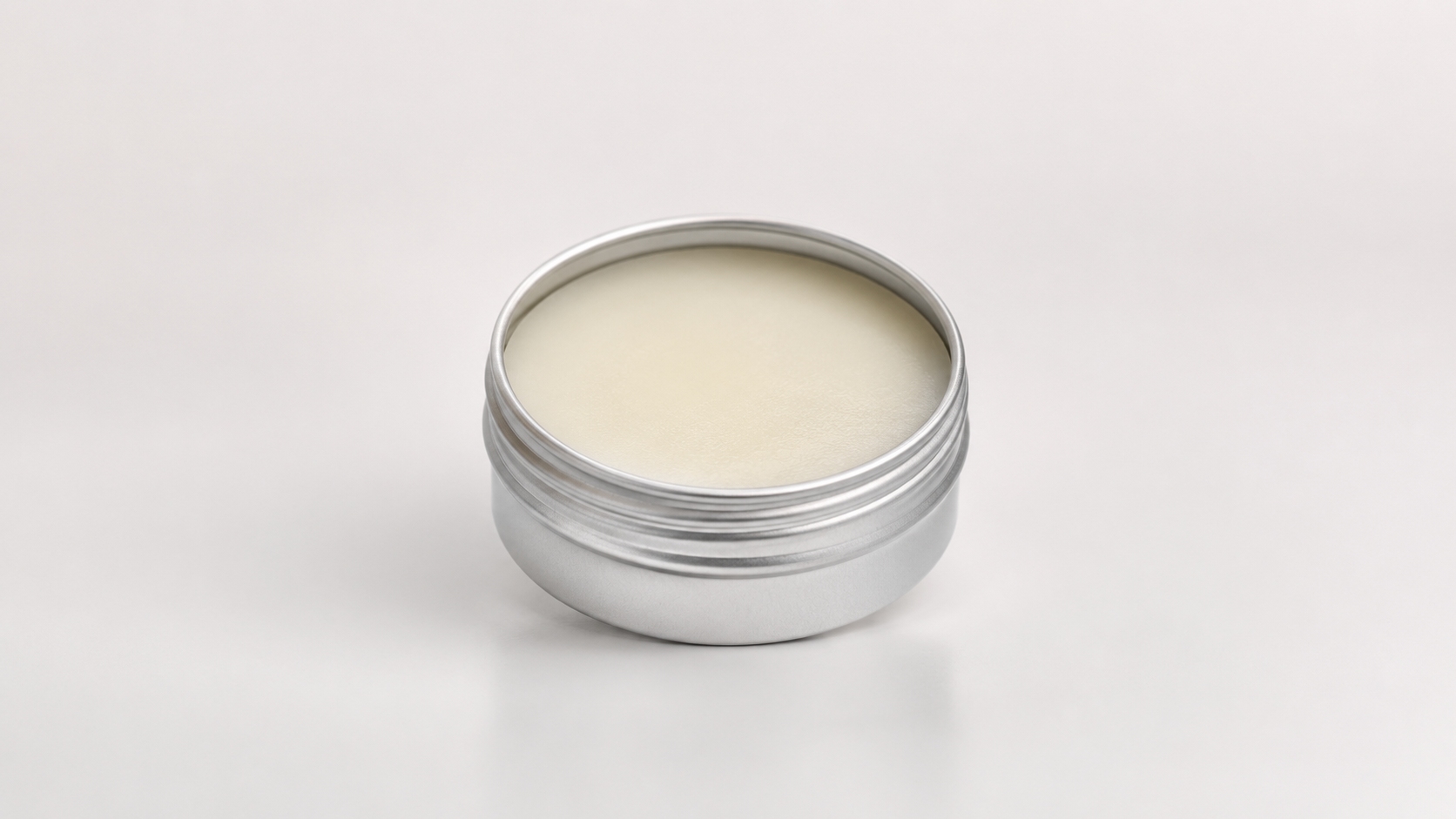 solid-perfume-vs-roll-on-perfume